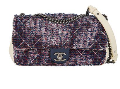 Tweed Medium Flap, front view